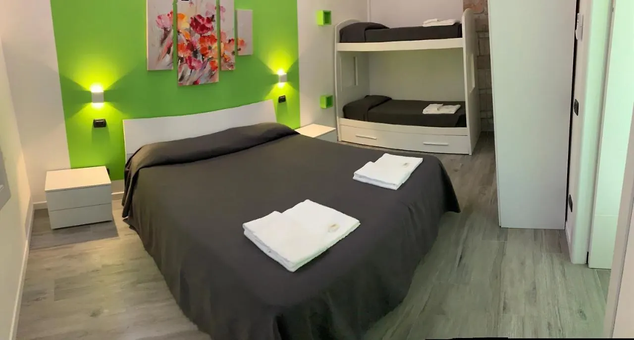 Villa Lori Apartments Garden And Beach Peschiera del Garda Italy