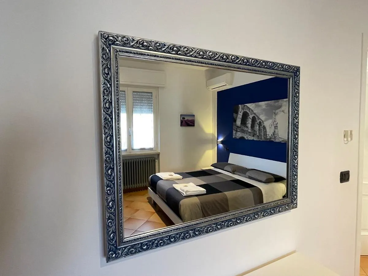 Villa Lori Apartments Garden And Beach Peschiera del Garda 0*,  Italy