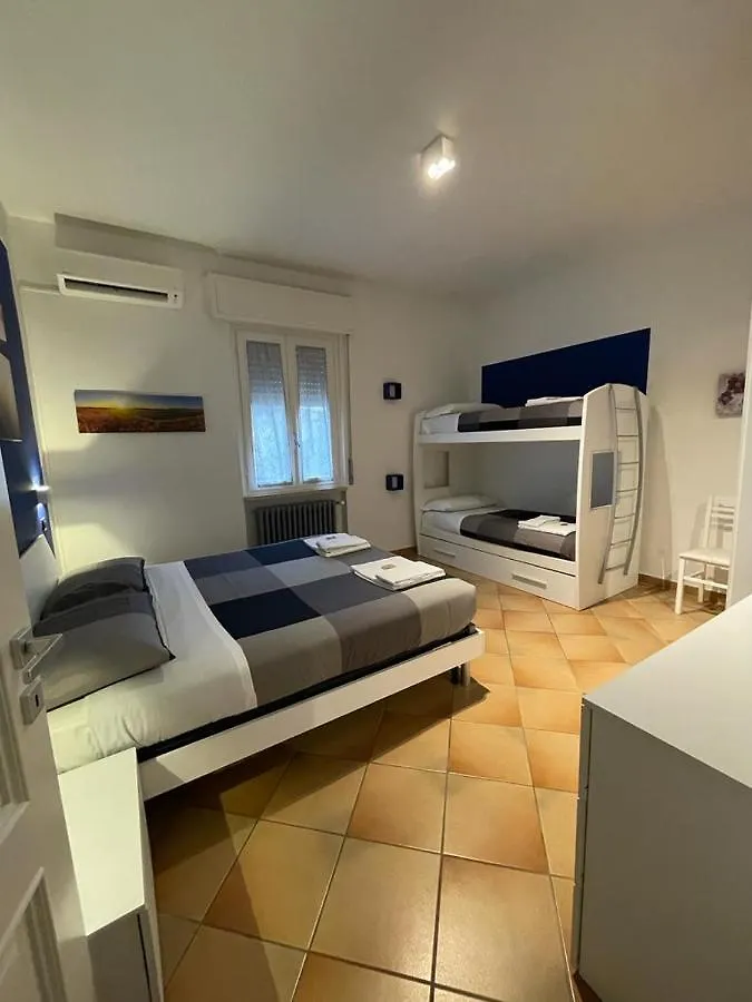 Villa Lori Apartments Garden And Beach Peschiera del Garda